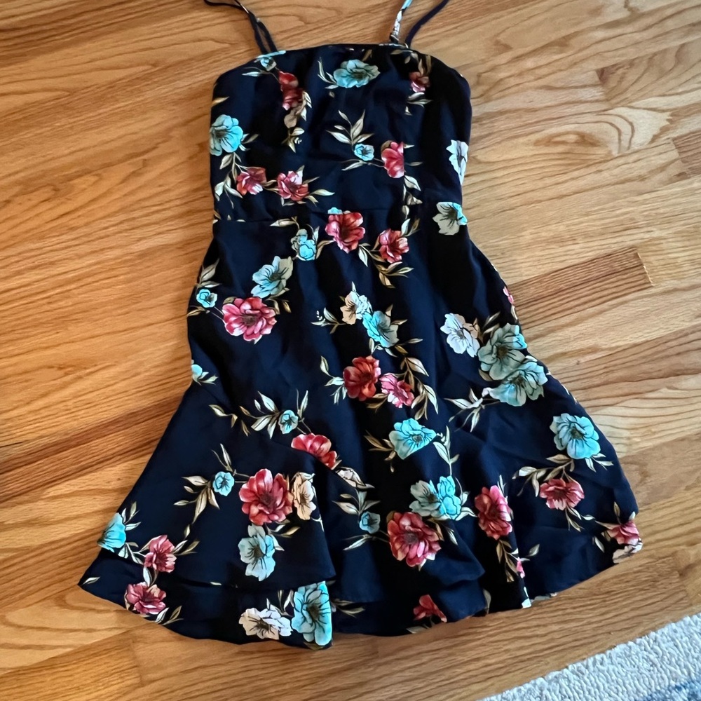Xhilaration Floral Women’s Dress - Navy with Red and Blue Flowers